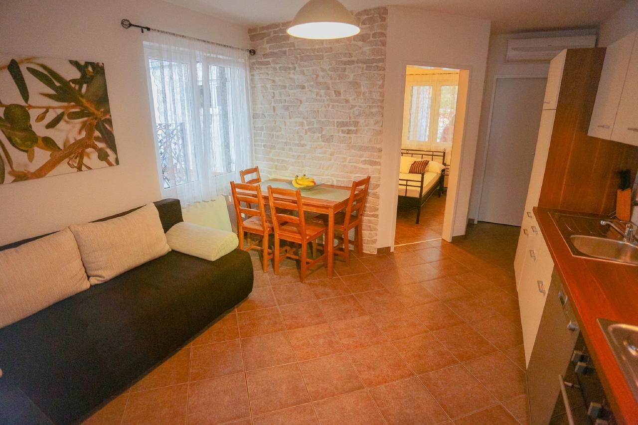 Apartment Nanito Trogir Eksteriør bilde